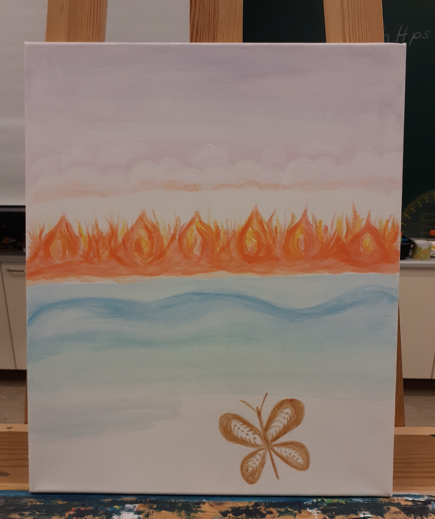 Keskeneräinen maalaus, jossa pilviä, liekkejä, vettä ja perhonen